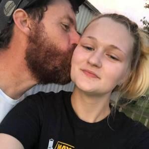 Meet your Posher, Faye